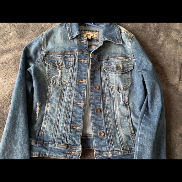 Jean jacket - Picture 2 of 3